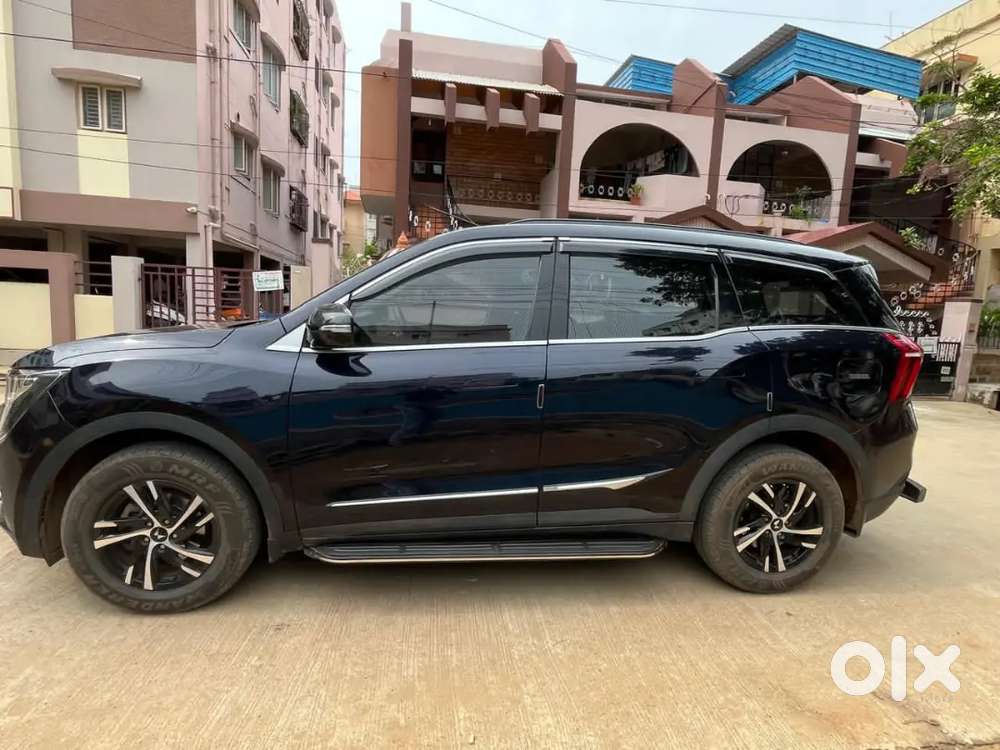 Mahindra Xuv700 2023 Diesel Well Maintained