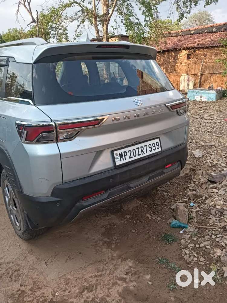Maruti Suzuki Brezza 2024 Petrol 40000 Km Driven