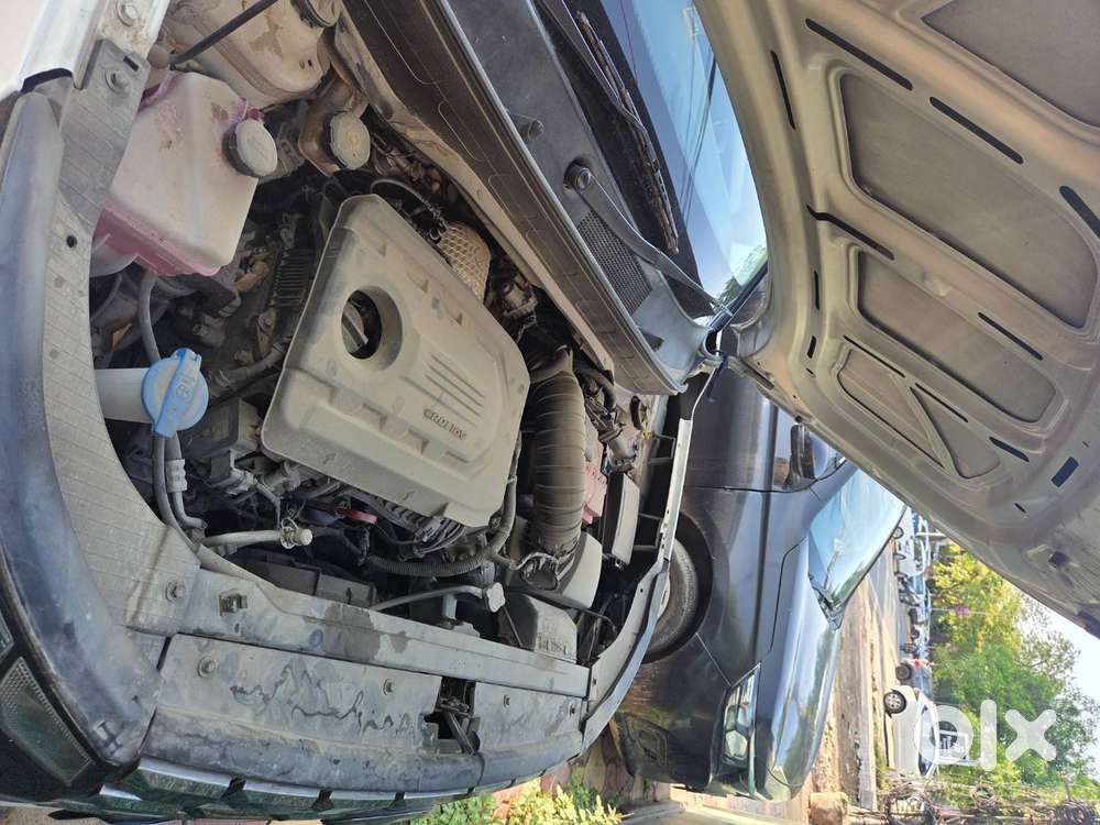 +7 Hyundai Venue Price - Images, Colours & Reviews - Carwalethe Hyu