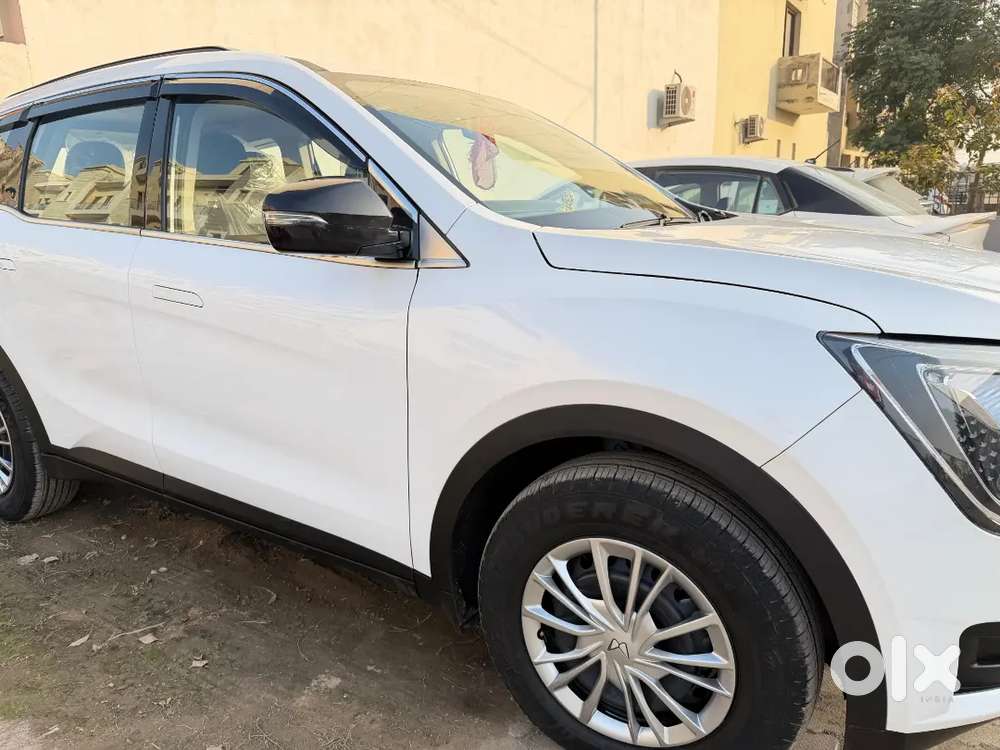 Mahindra Xuv700 7 Seater 2026 Petrol 3241 Km Driven