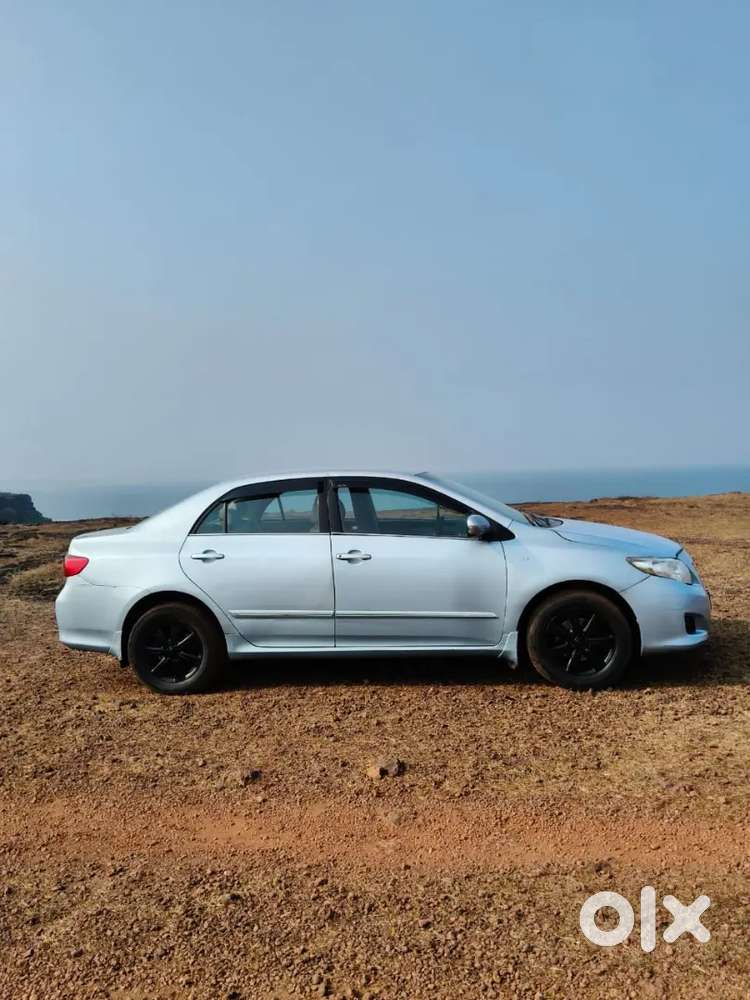 Toyota Corolla Altis 2010 Cng & Hybrids Well Maintained