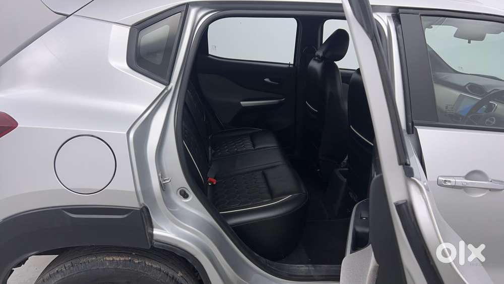 Nissan Magnite 1.0 Xv, 2023, Petrol