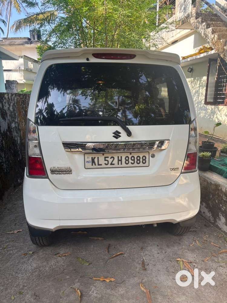 Maruti Suzuki Wagon R Stingray 2015 Petrol Well Maintained
