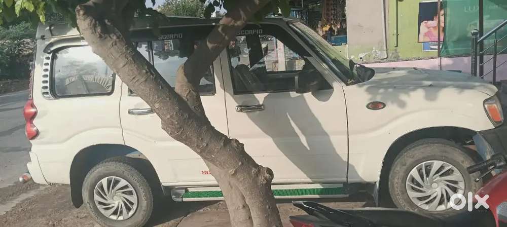 Mahindra Scorpio Classic 2014 Diesel 125472 Km Driven