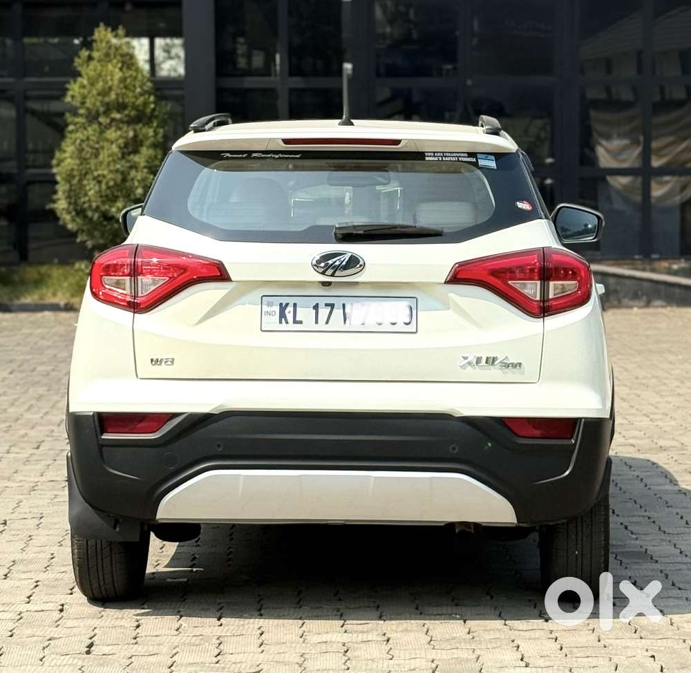 Mahindra Xuv300 W8 Option Diesel, 2022, Diesel