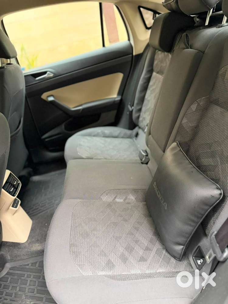 Skoda Slavia 1.0 Tsi Automatic