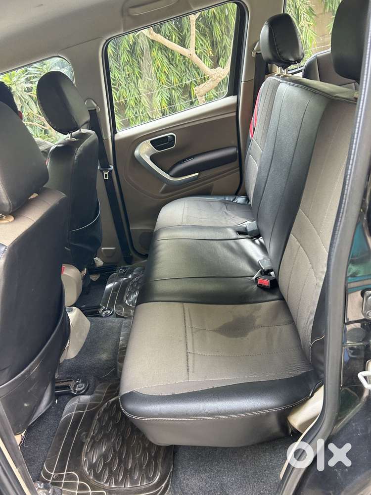 Mahindra Tuv 300 Mhawk100 T8, 2015, Diesel