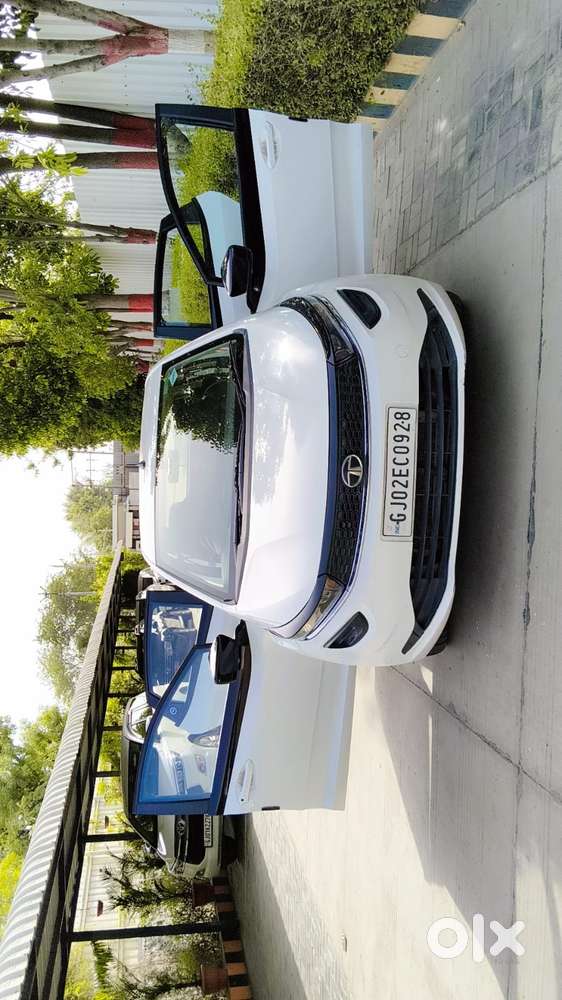 Tata Altroz Xm Plus Icng, 2023, Cng & Hybrids