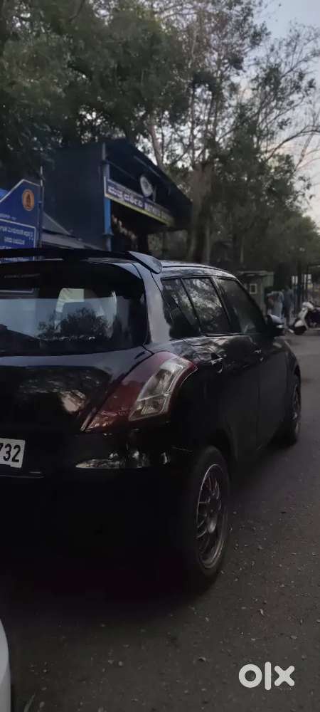 Maruti Suzuki Swift 2012