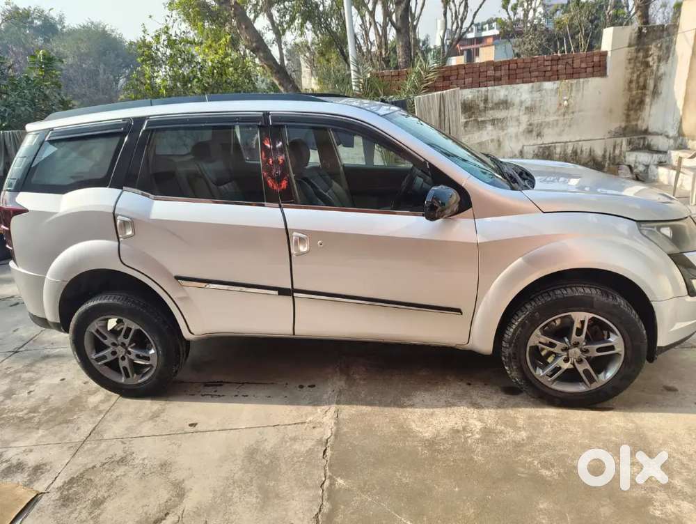 Mahindra Xuv500 2015 Diesel 73000 Km Driven