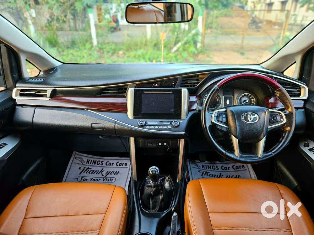 Toyota Innova Crysta 2.4 V 7 Str, 2016, Diesel