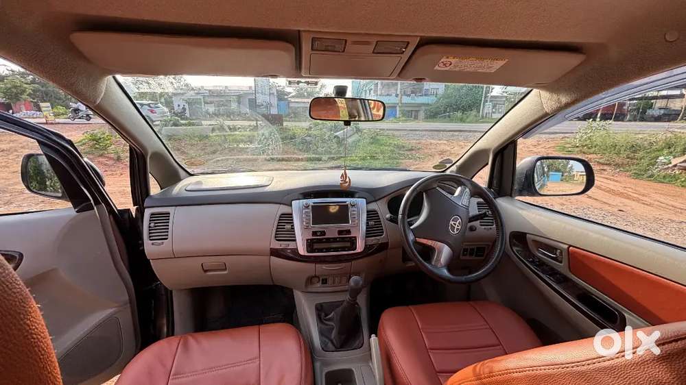 Toyota Innova Diesel 24 Dec 2013 2nd Owner