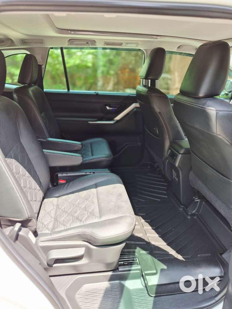 Maruti Suzuki Invicto Alpha Plus 7str, 2025, Petrol