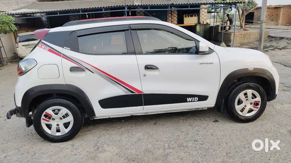 Renault Kwid 2017 Petrol Well Maintained, Use Less, No Heavy Discount.