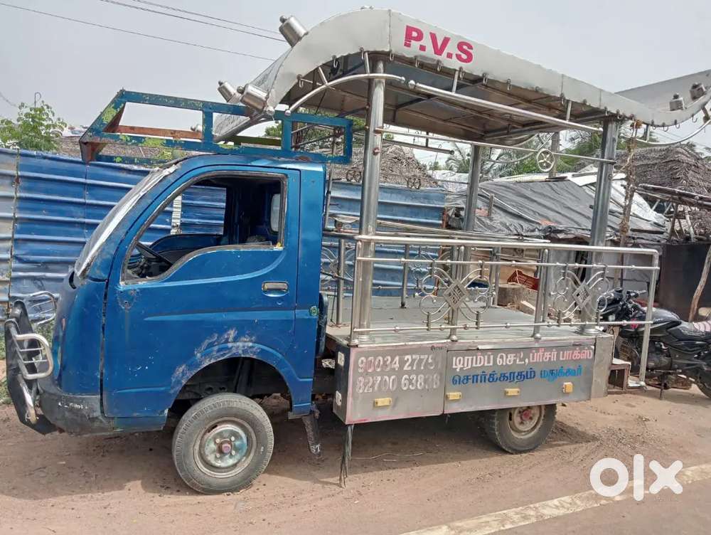 Toyota Innova Hycross 2.0 2004
