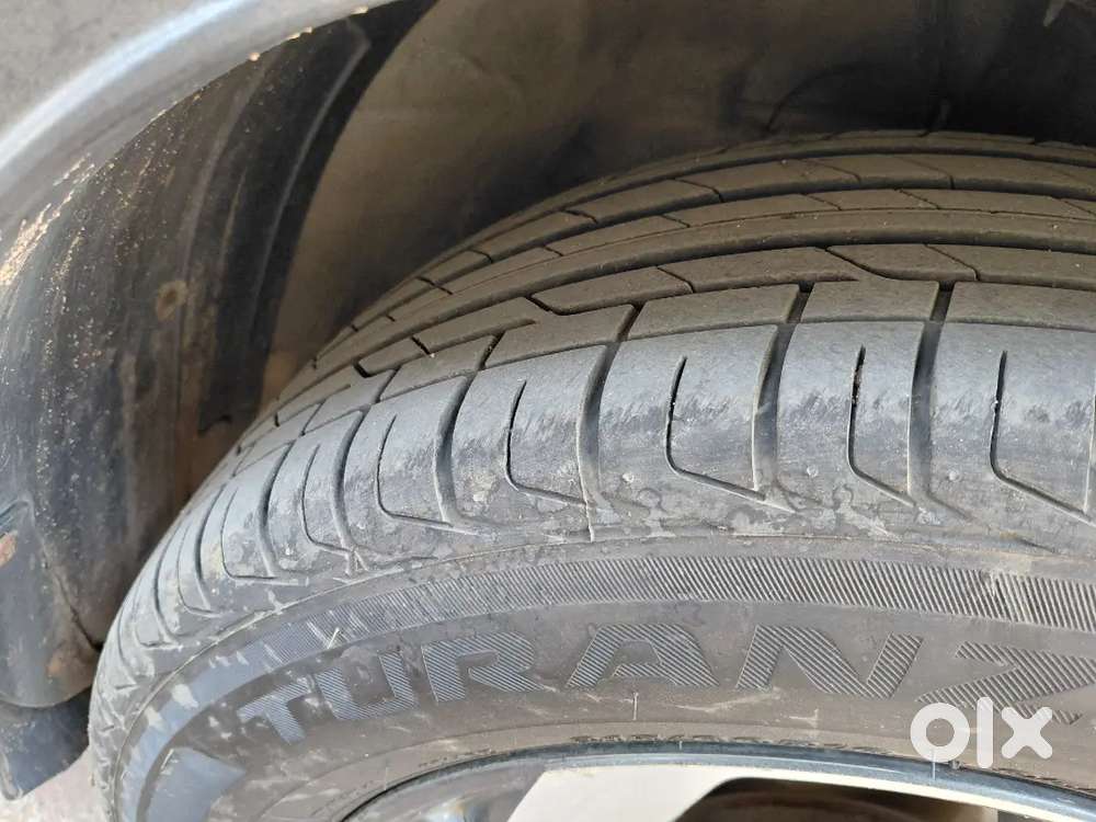 Hyundai Venue 2021 Diesel 98365 Km Driven