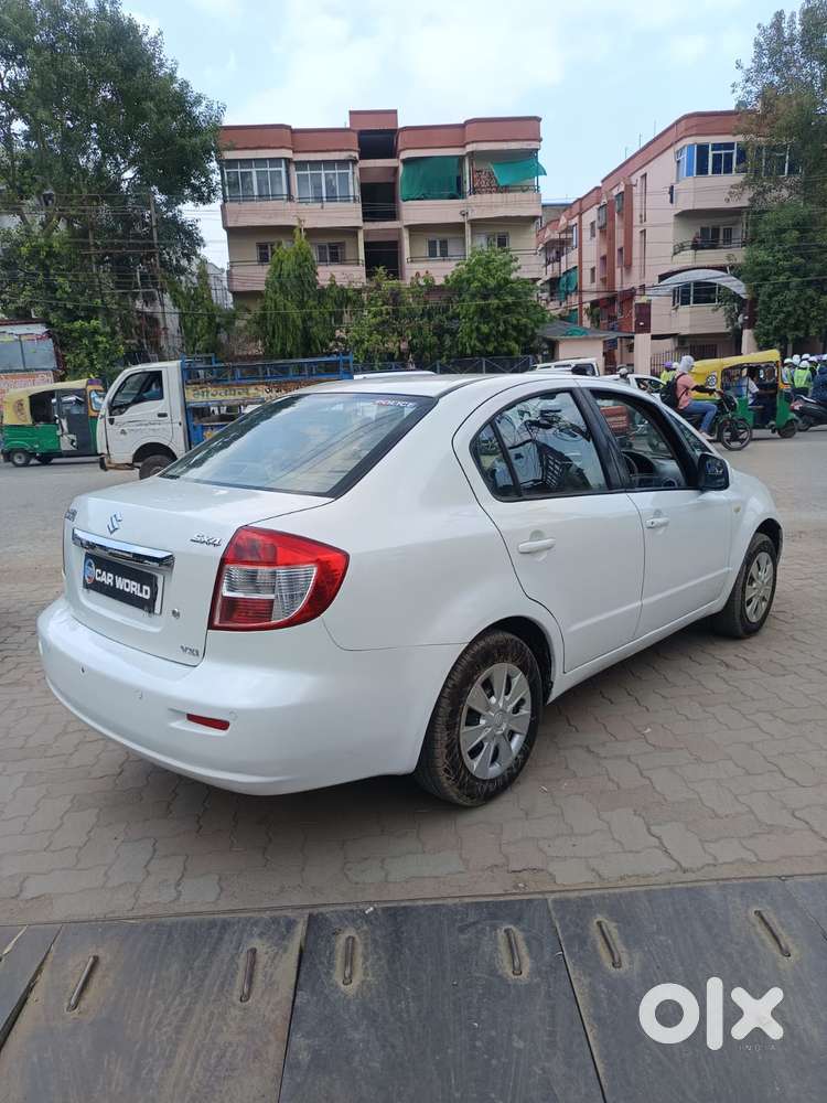 Maruti Suzuki Sx4, 2011, Petrol