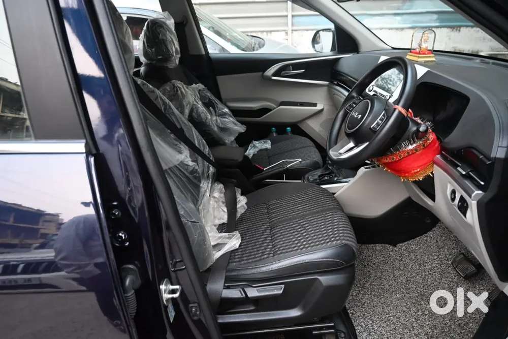 Kia Carens 7dct Showroom Condition 2023