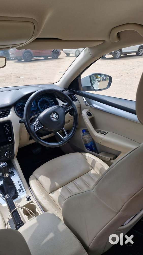 Skoda Octavia 1.8 Tsi At Style Plus, 2018, Petrol