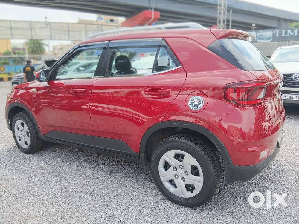 Hyundai Venue S, 2022, Petrol