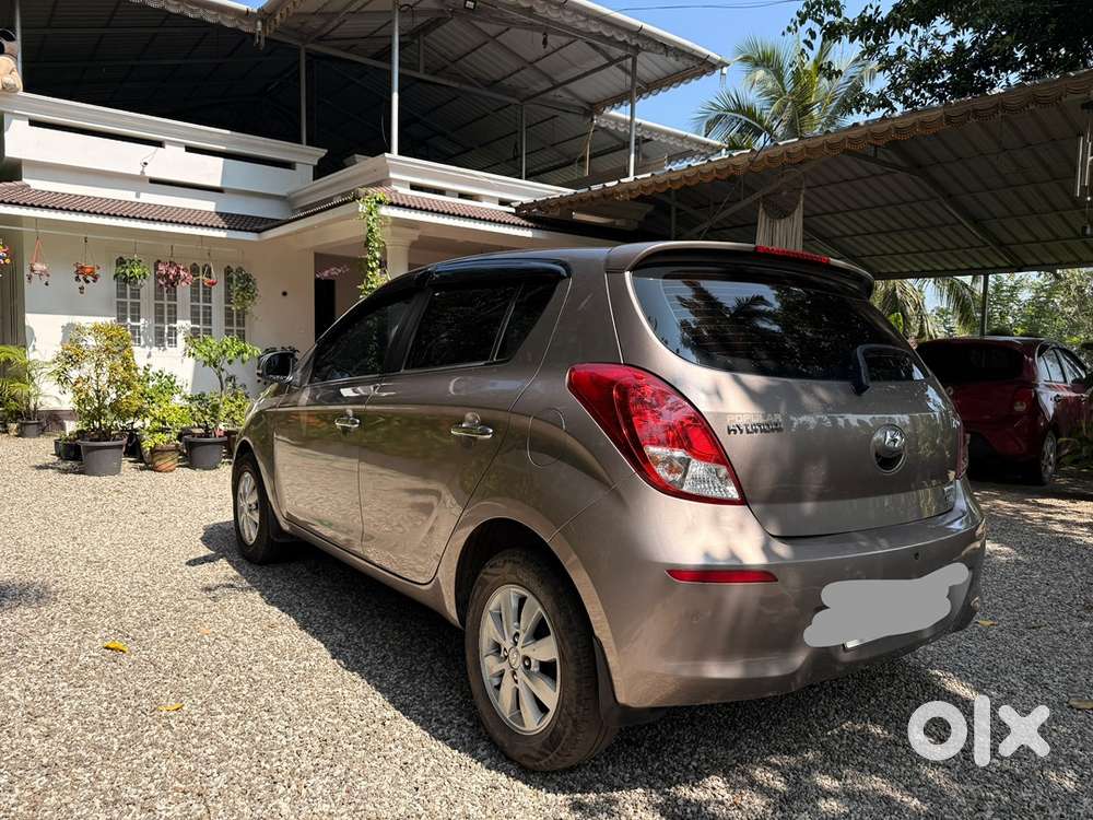 Hyundai I20 Petrol Manual 2012