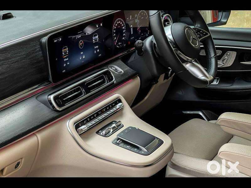 Mercedes-benz V-class V 300 Avantgarde Extra Long, 2025, Petrol