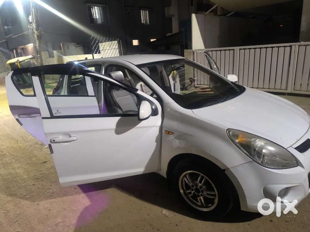Hyundai I20 2009 Petrol Well Maintained