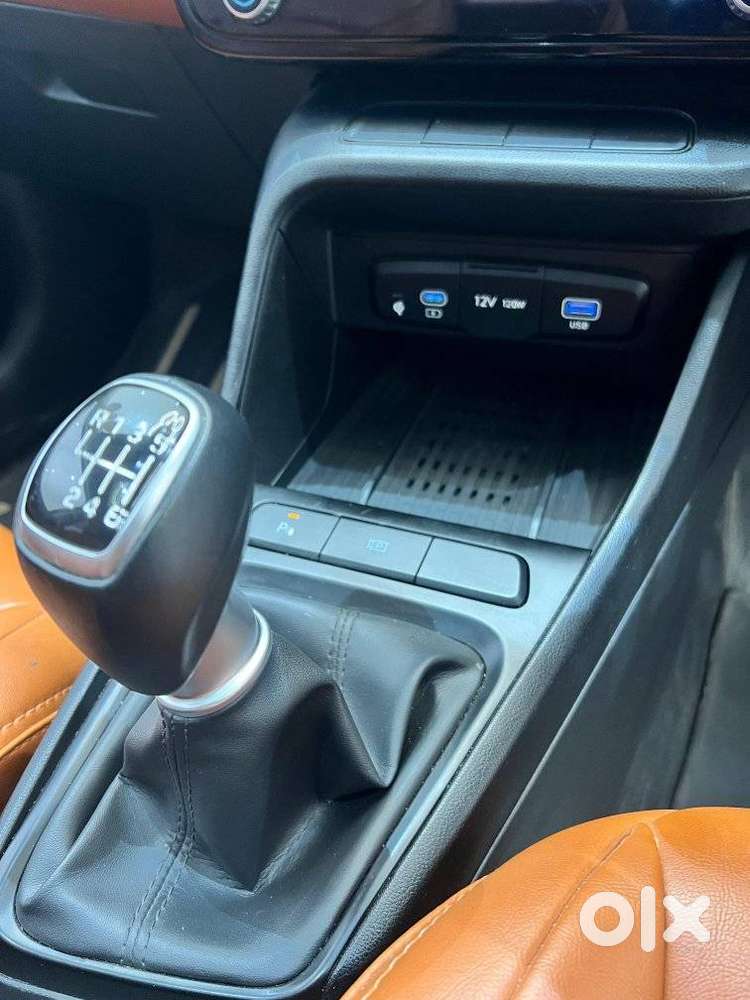 Hyundai Verna 1.5 Sx Turbo Petrol Mt, 2023, Petrol