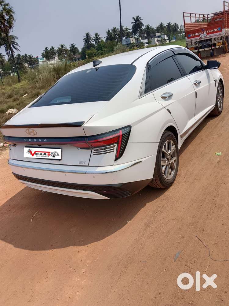 Hyundai Verna