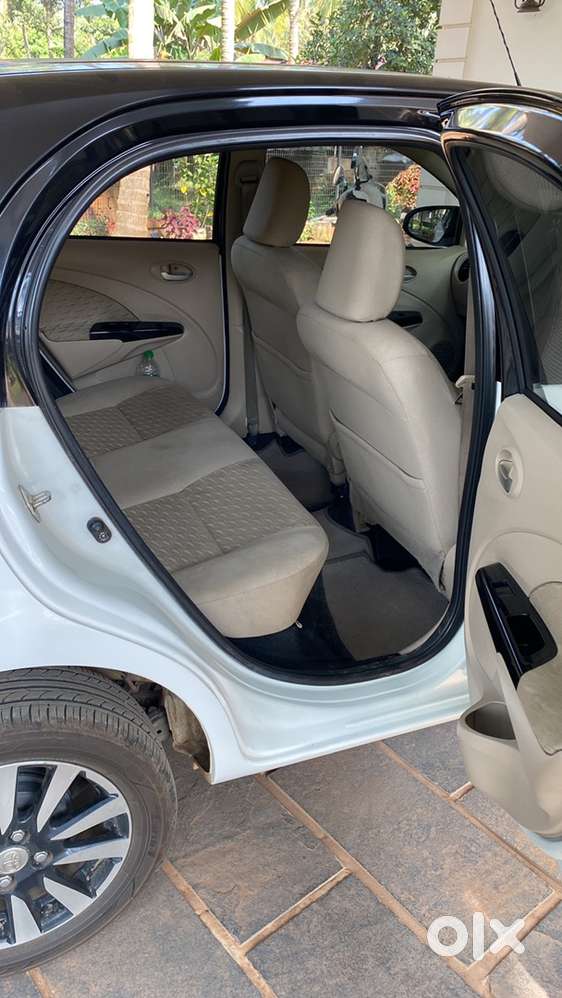 Toyota Etios Liva Vd 2019 December Diesel Well Maintained
