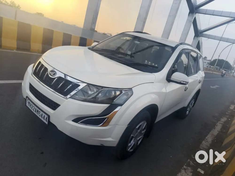 Mahindra Xuv500 2018 Diesel 75000 Km Driven