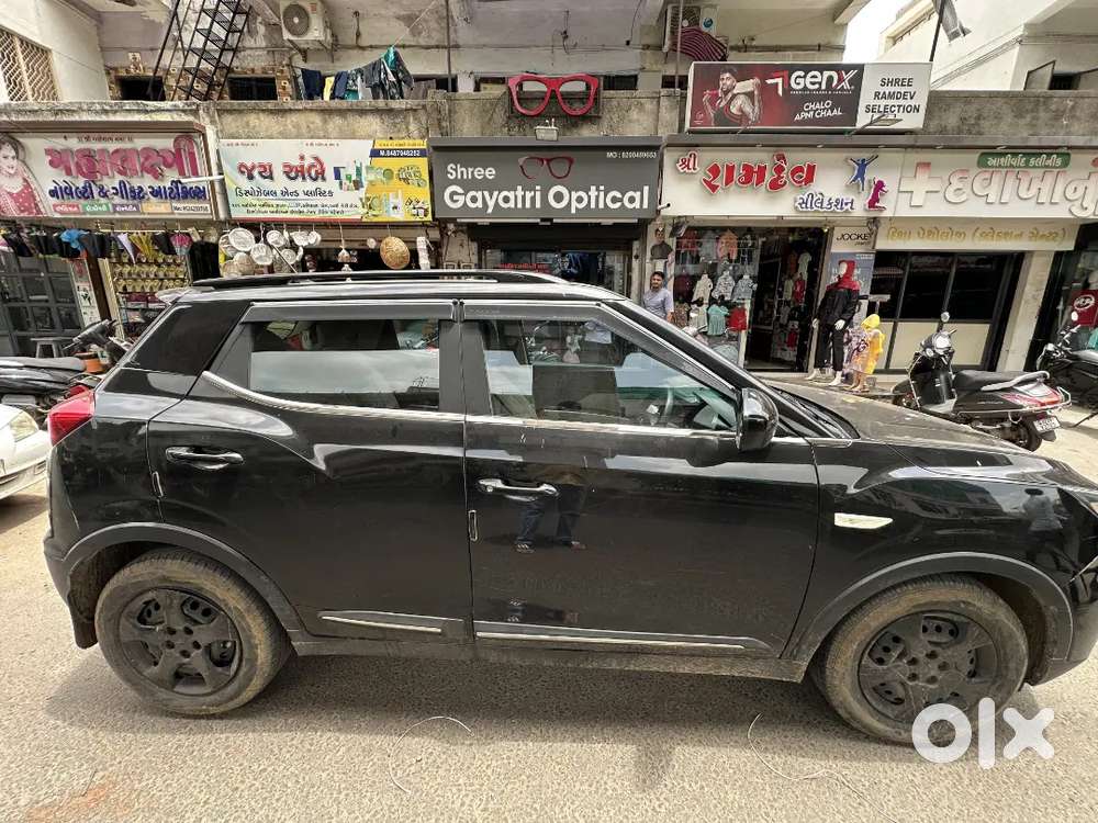 Mahindra Xuv300 Turbosport 2023 Diesel Well Maintained W6sunroof