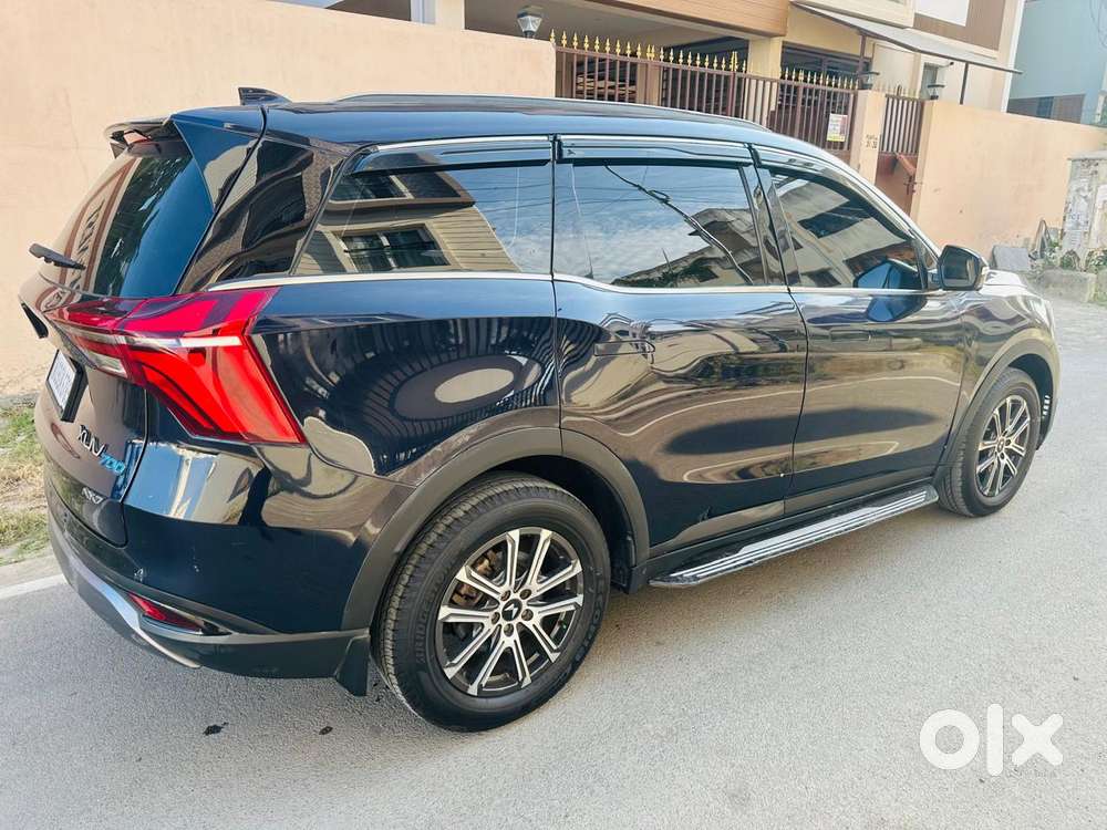 Mahindra Xuv700 2.2 Ax 7 Diesel At Str, 2024, Diesel