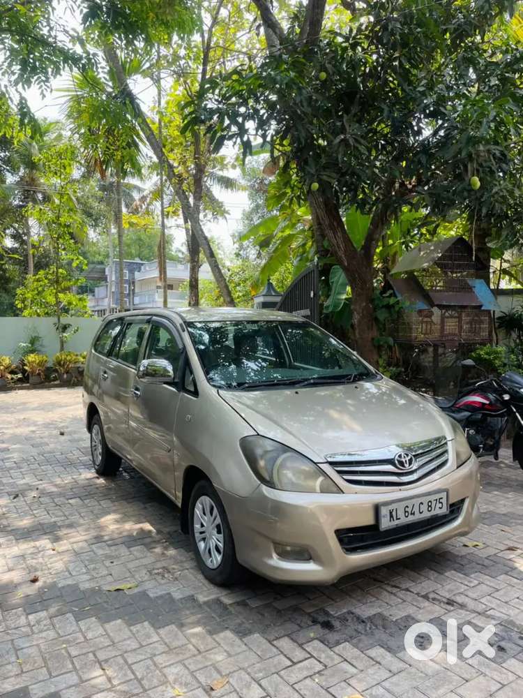 Toyota Innova 2007 Diesel Well Maintained