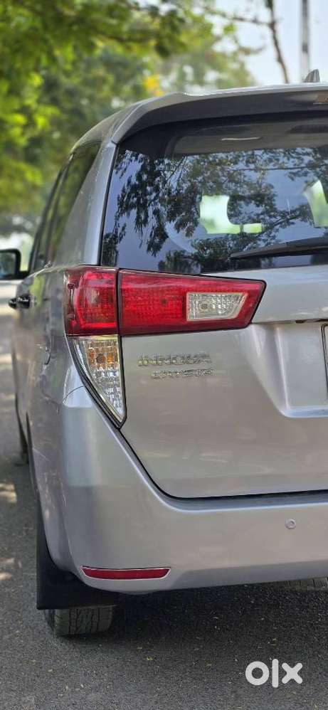 Toyota Innova Crysta 2.4 V 8 Str, 2017, Diesel