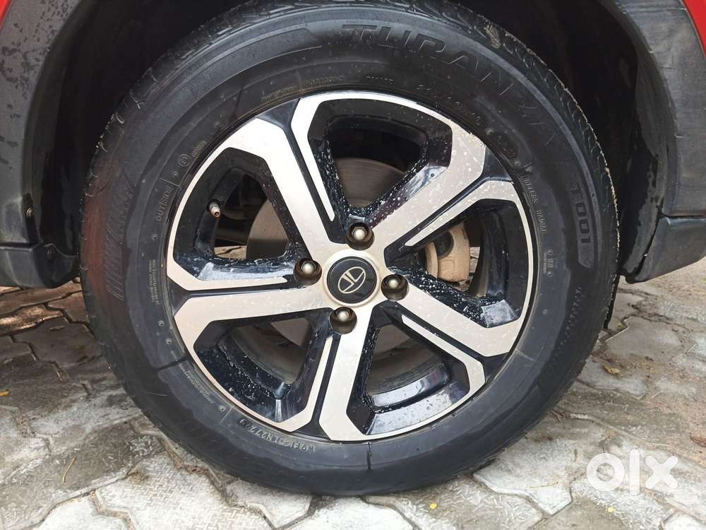 Tata Nexon 1.5 Revotorq Xza Plus S Amt, 2022, Petrol