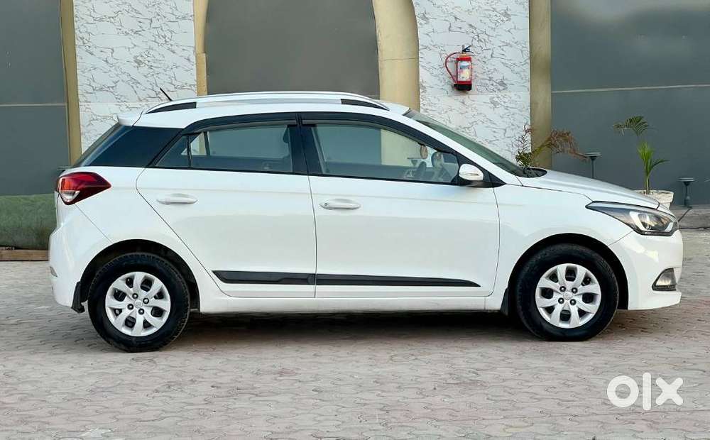 Hyundai I20 Sportz Plus, 2014, Petrol