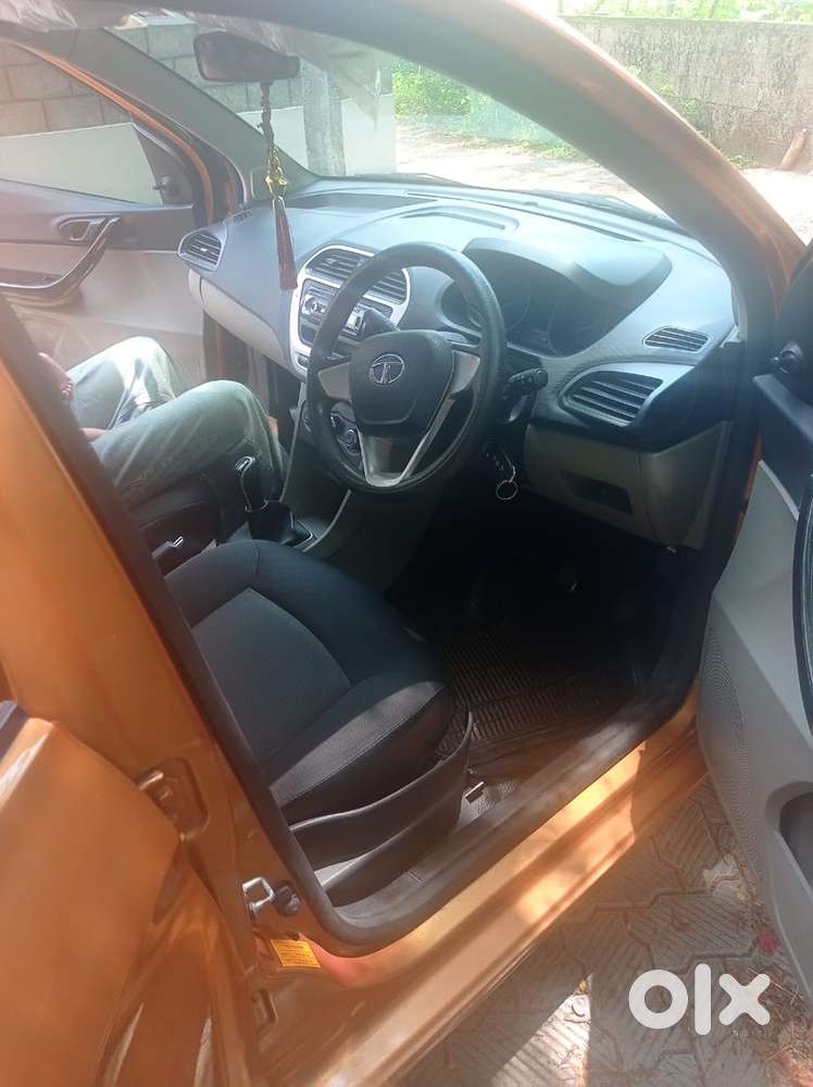 Tata Tiago Petrol 2017