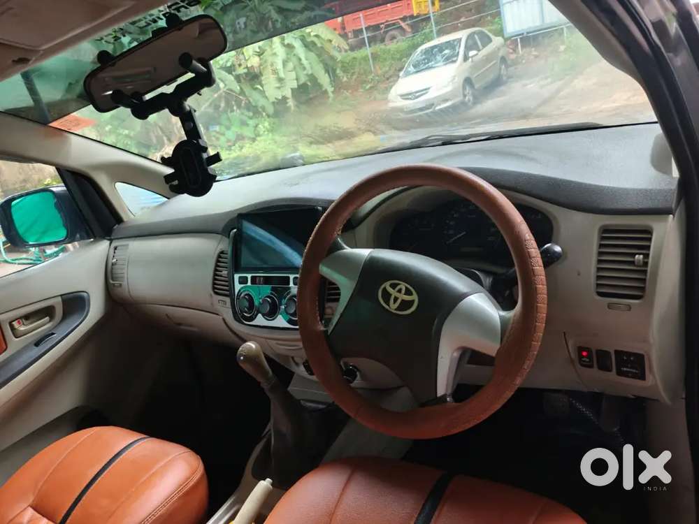 Toyota Innova 2.5 G4 2014