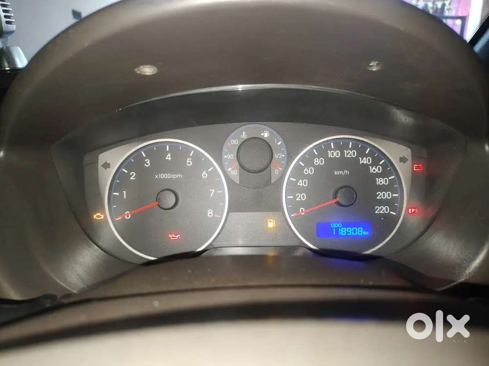 Hyundai I20(megna 1.2) Petrol Manual 2010