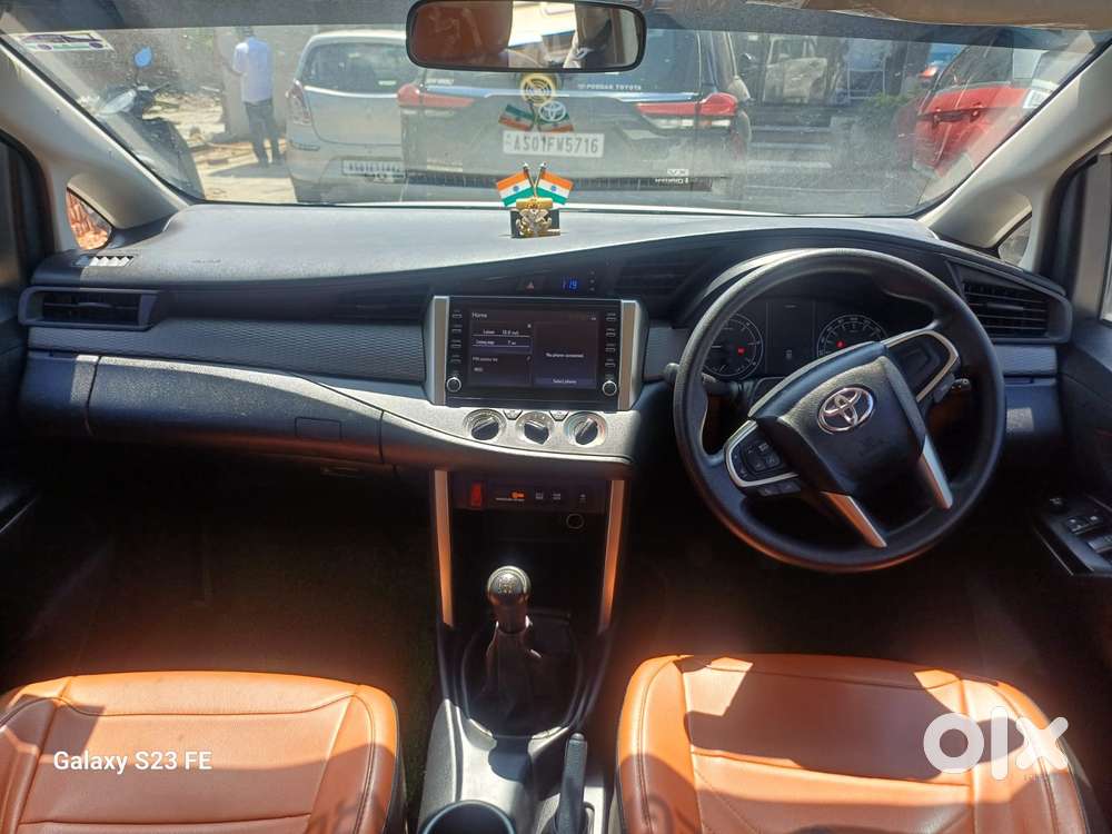 Toyota Innova Crysta 2.4 G Mt 8s, 2024, Diesel