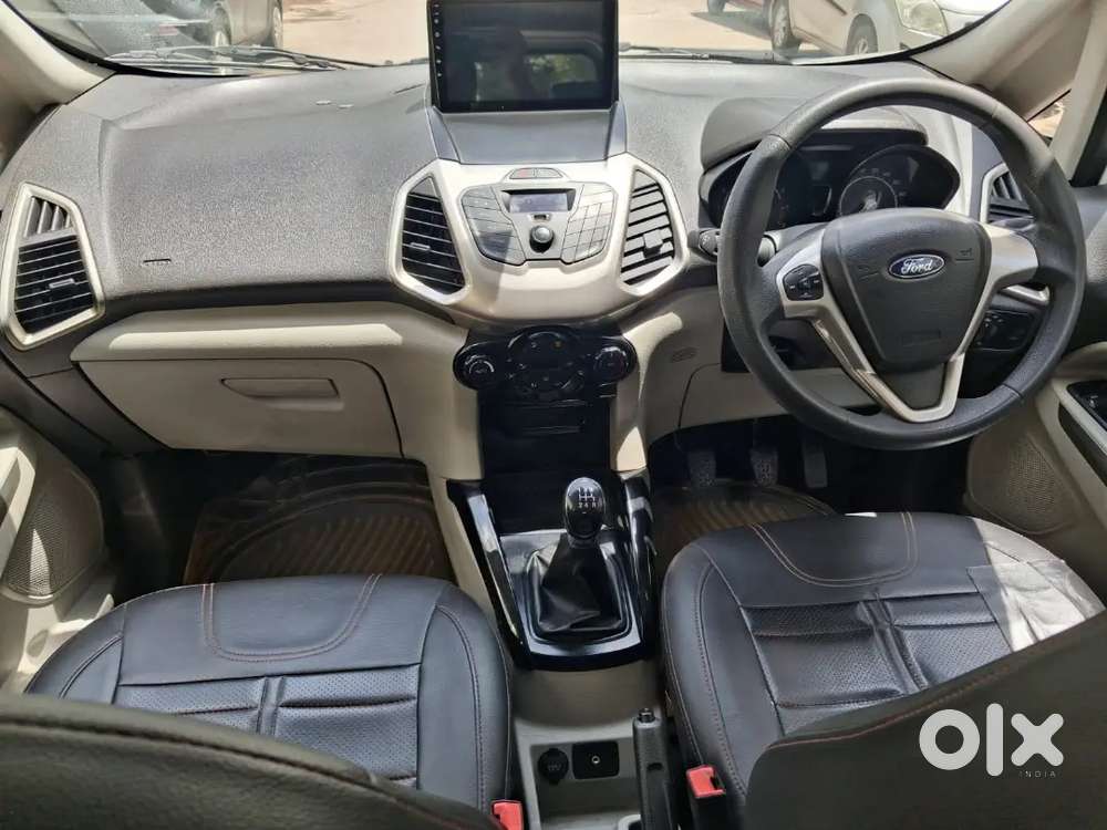 Showroom Track Ford Ecosport Petrol 2016