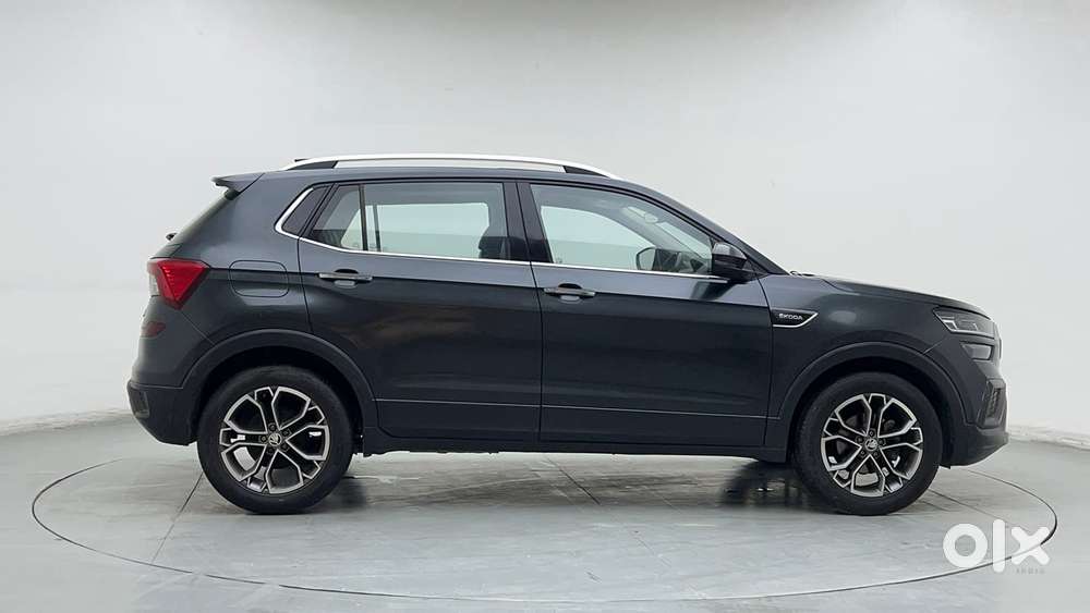 Skoda Kushaq 1.0 Tsi Style, 2022, Petrol