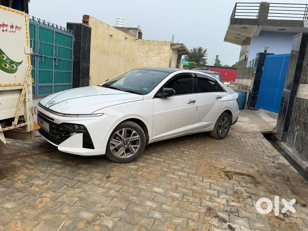 Hyundai Verna 2023 Petrol Well Maintained