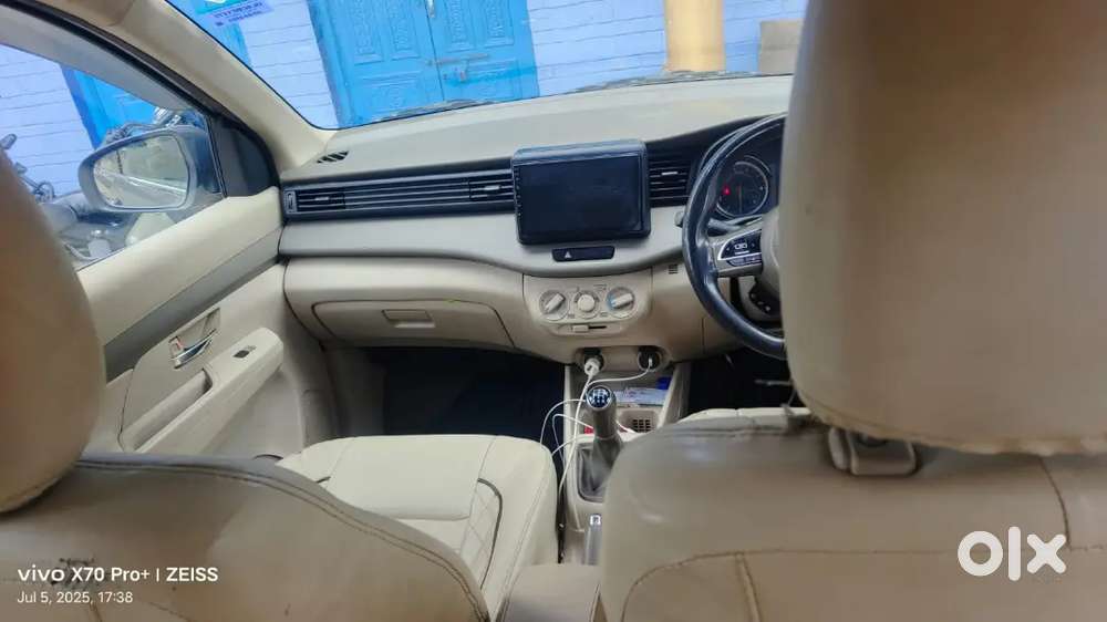 Maruti Suzuki Ertiga 2023 Cng & Hybrids 90000 Km Driven