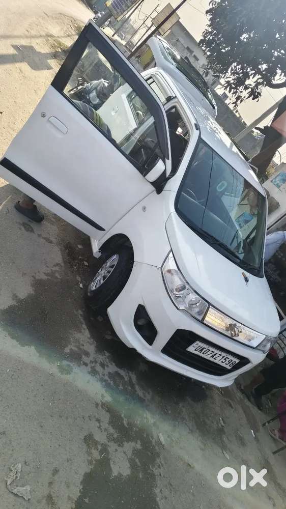 Good Condition Hai Ek Dum New Jaise.power Stearing 4 Windows Power