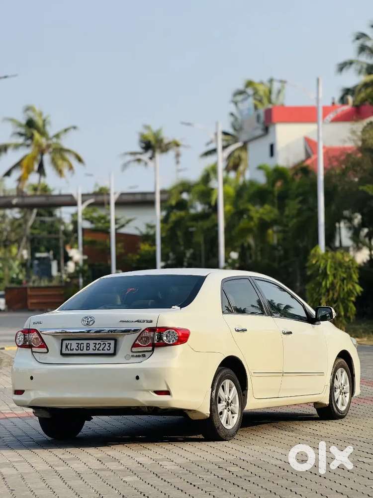 Toyota Corolla Altis 2011 Diesel Well Maintained