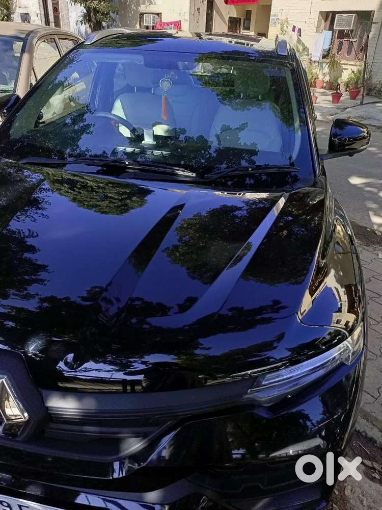 Renault Kiger 2025 Petrol 16300 Km Driven