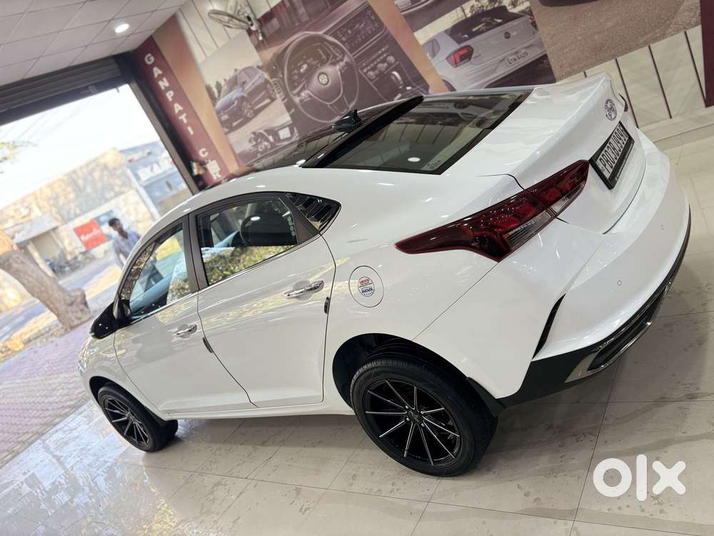 Hyundai Verna 1.5 Sx (o) Diesel Mt, 2022, Diesel