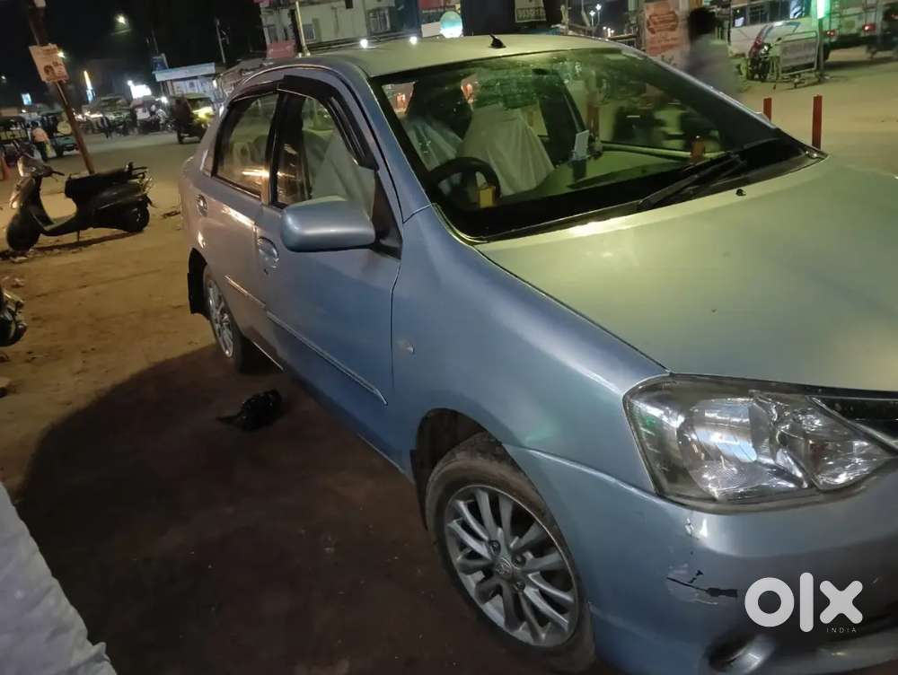 Toyota Etios 2011 Petrol